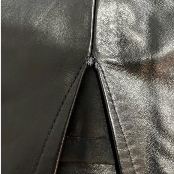 DANIER BLACK LEATHER SKIRT - Picture 7 of 8